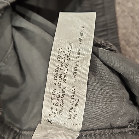 Supplies by UNIONBAY Drawstring Waist Marsha Shorts Solid Grey. New. SMALL - Picture 10 of 10